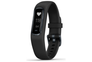 Garmin vívosmart 4 - Midnight met zwarte band (klein/medium)