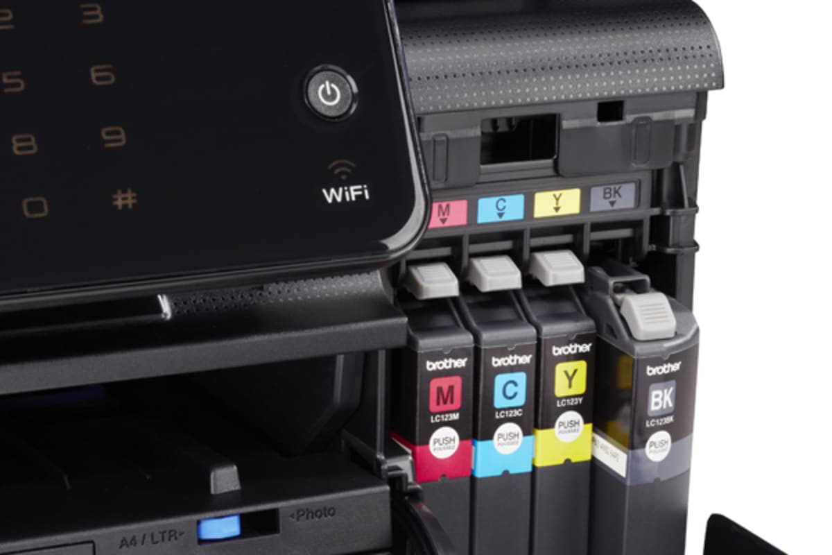 v0/productvergelijker/AIO/IC09010-0677-00_15-2