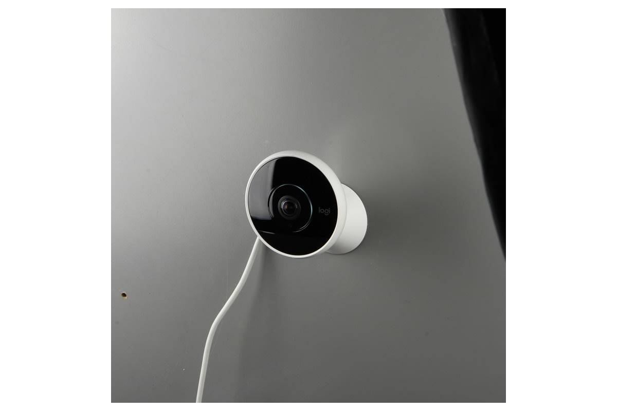 v0/productvergelijker/IPCAMERA/logitech_0051-9