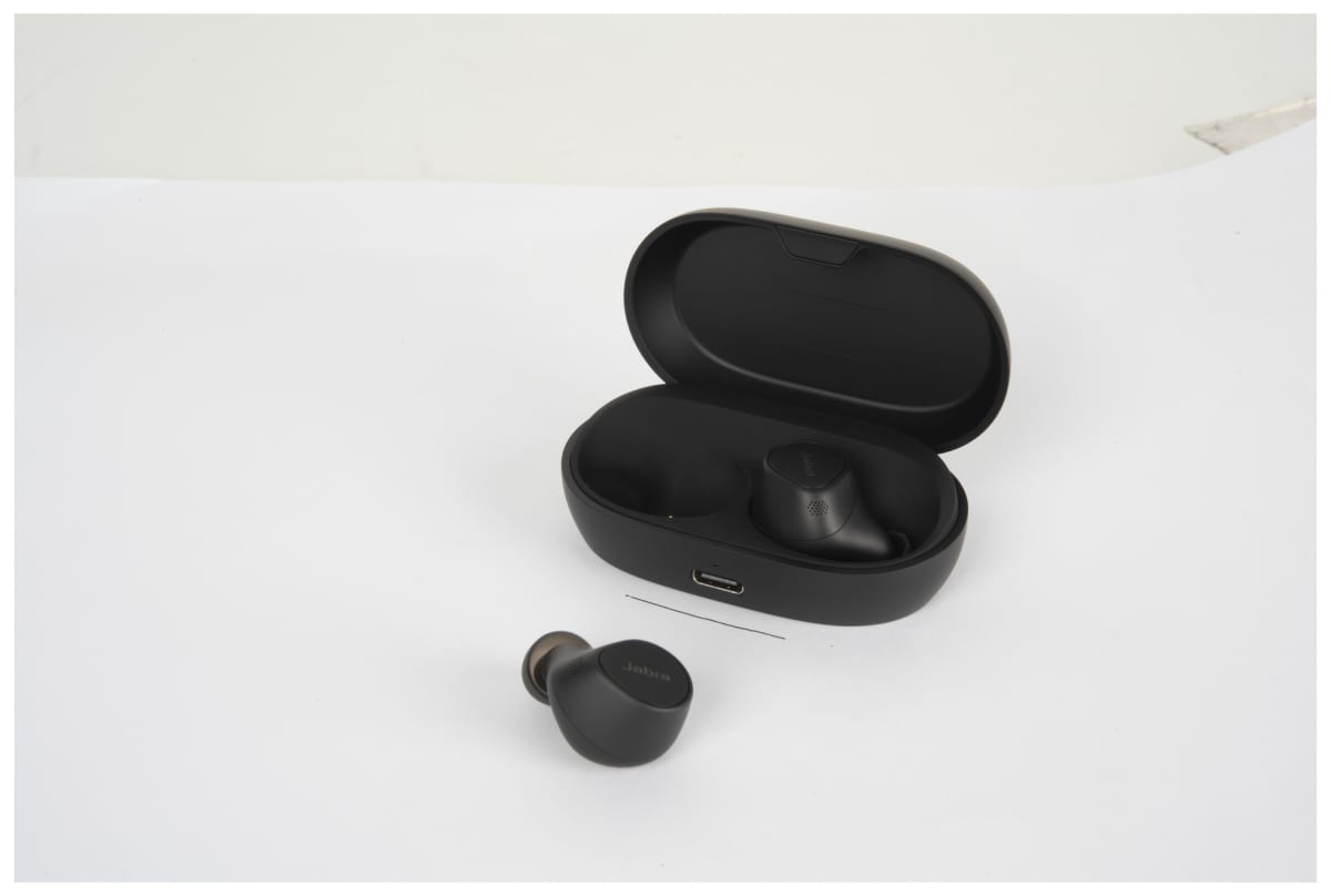 v1639388543/productvergelijker/HOOFDTELEFOONS/IC21776-0059-00_02-1