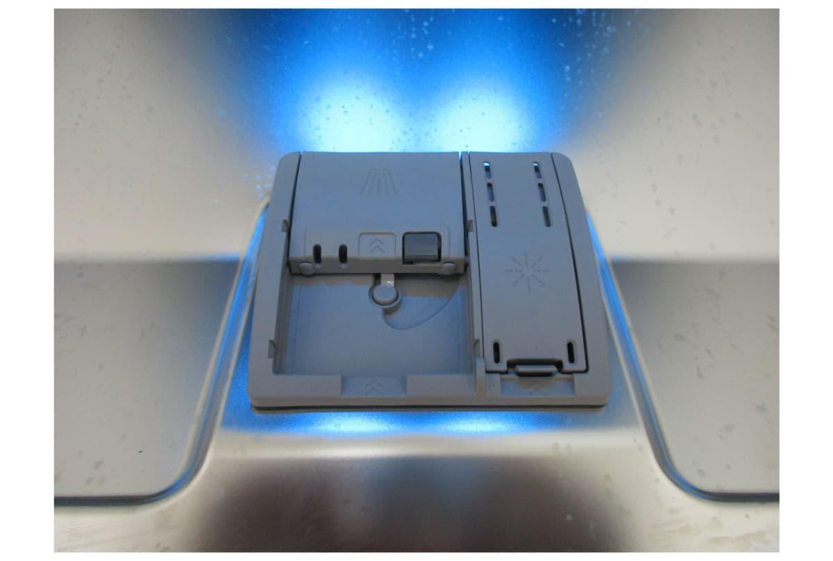 v1643108609/productvergelijker/VAATW/ic16011-1269-00_8-14