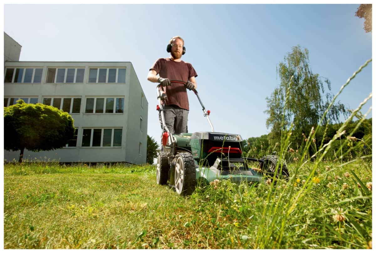 v1644931854/productvergelijker/GAZONMAAIERS/13083993_kk_5-7