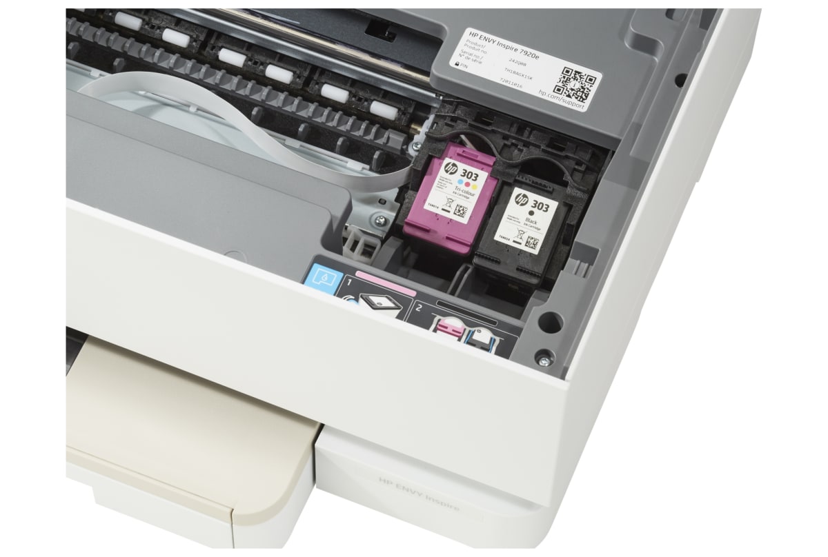 v1656428218/productvergelijker/AIO/ic09010-1395-00_15-4