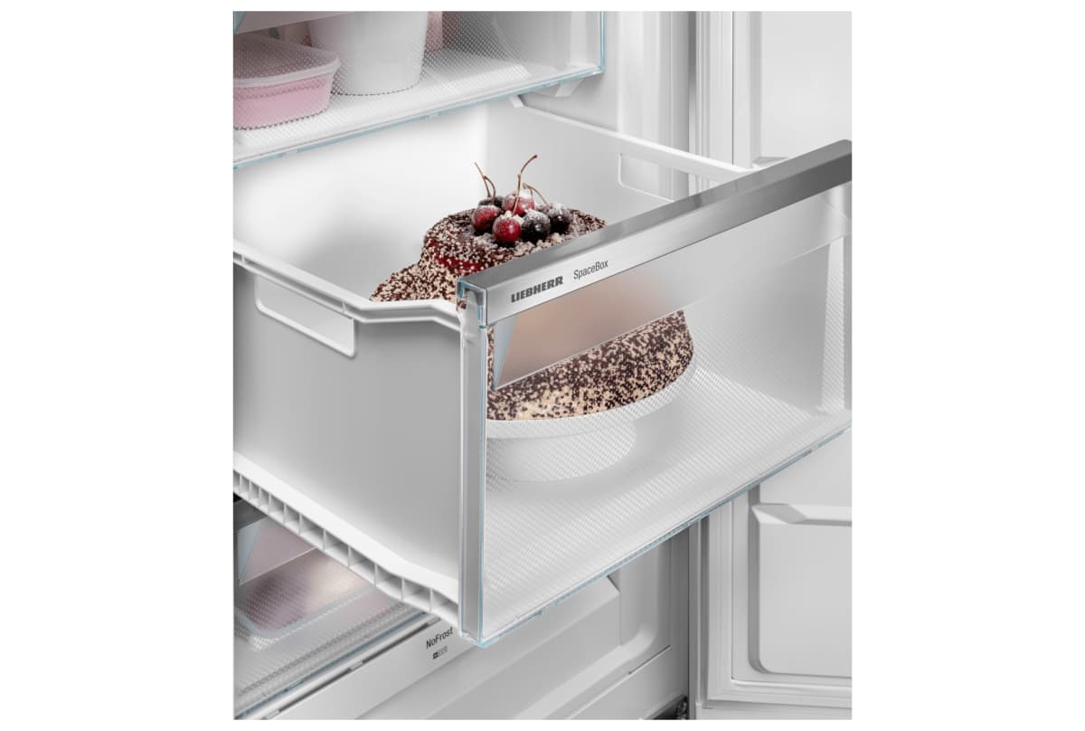 v1677760724/productvergelijker/VRIEZERS/22379333_kk_8-8