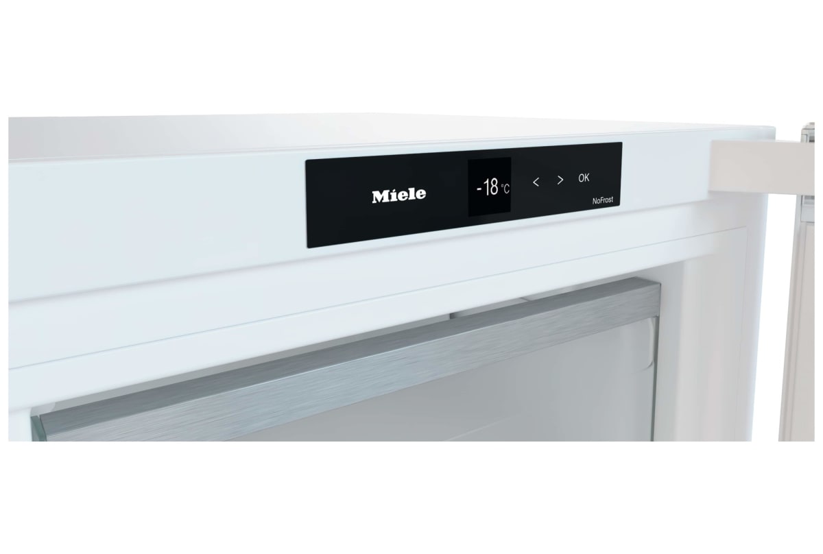 v1677865181/productvergelijker/VRIEZERS/31682786_kk_3-1