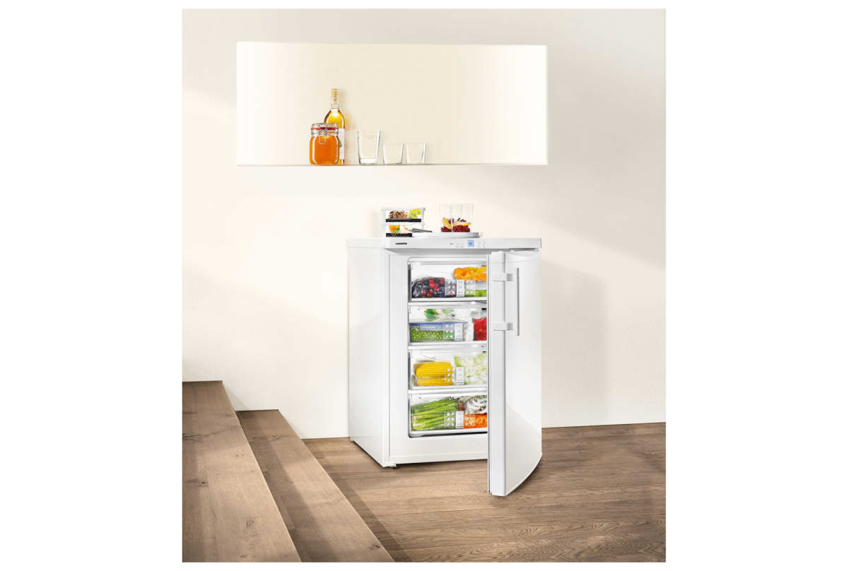 v1677865322/productvergelijker/VRIEZERS/13755192_kk_2-6