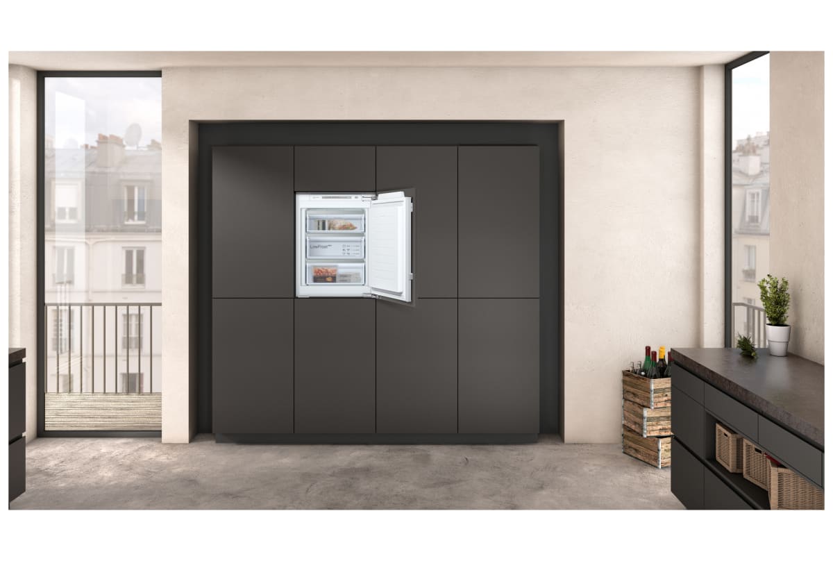 v1678090476/productvergelijker/VRIEZERS/12652675_kk_7-3