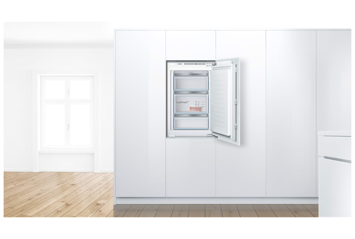 v1678090549/productvergelijker/VRIEZERS/12817405_kk_2-3