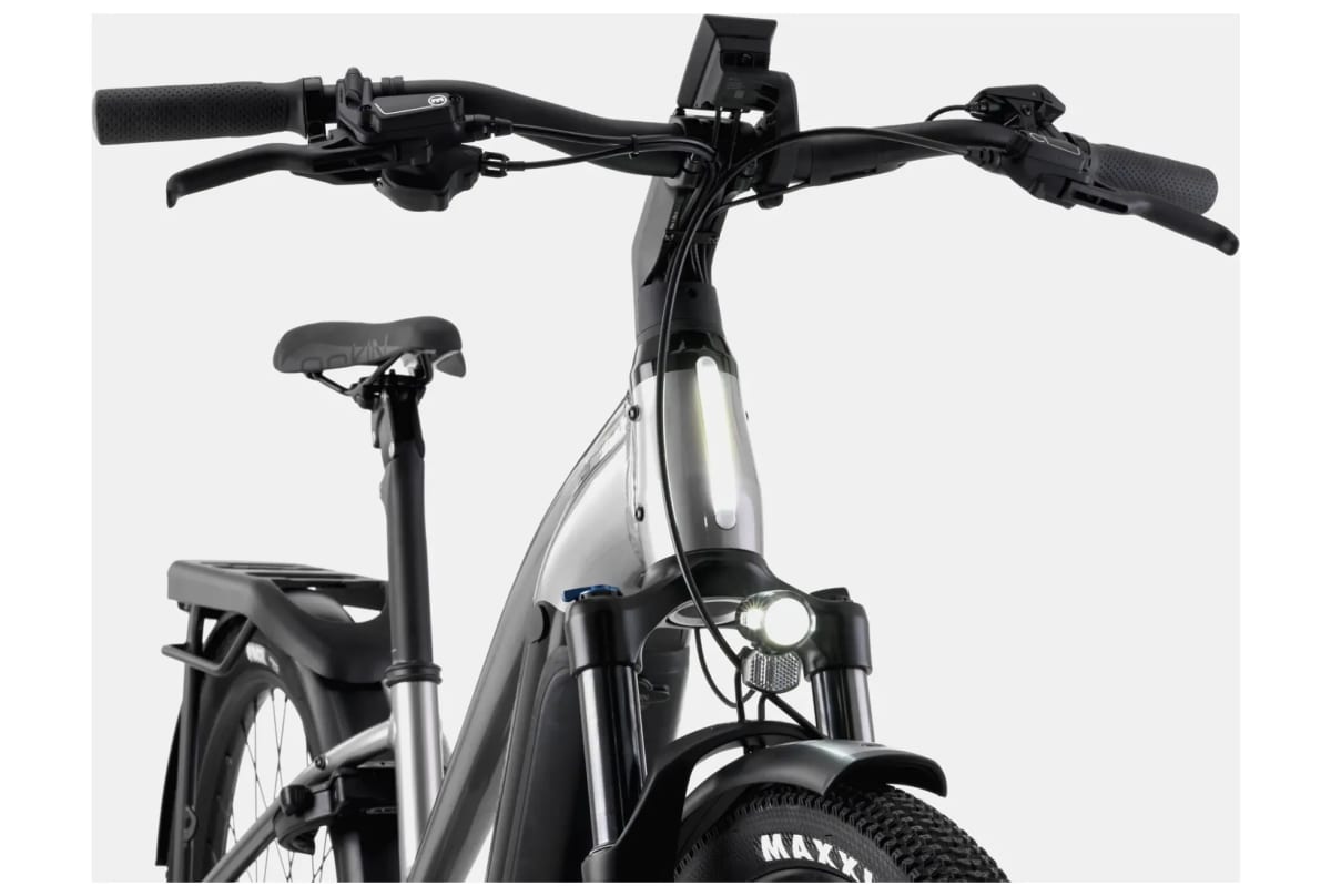 v1682377677/productvergelijker/ELFIETS/20230448B10-17