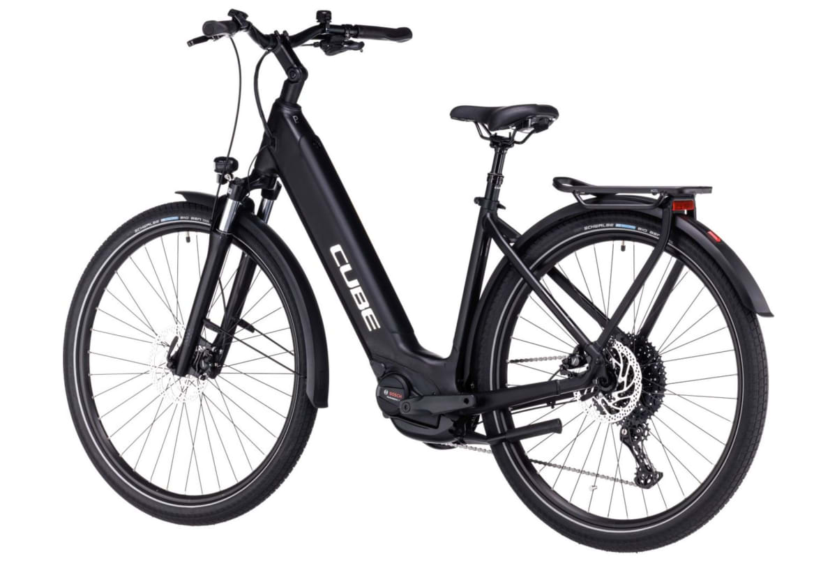v1682388905/productvergelijker/ELFIETS/20230175A04_Cube_Touring_Hybrid_Pro_625_black%25C2%25B4n%25C2%25B4metal_Easy_Entry-7