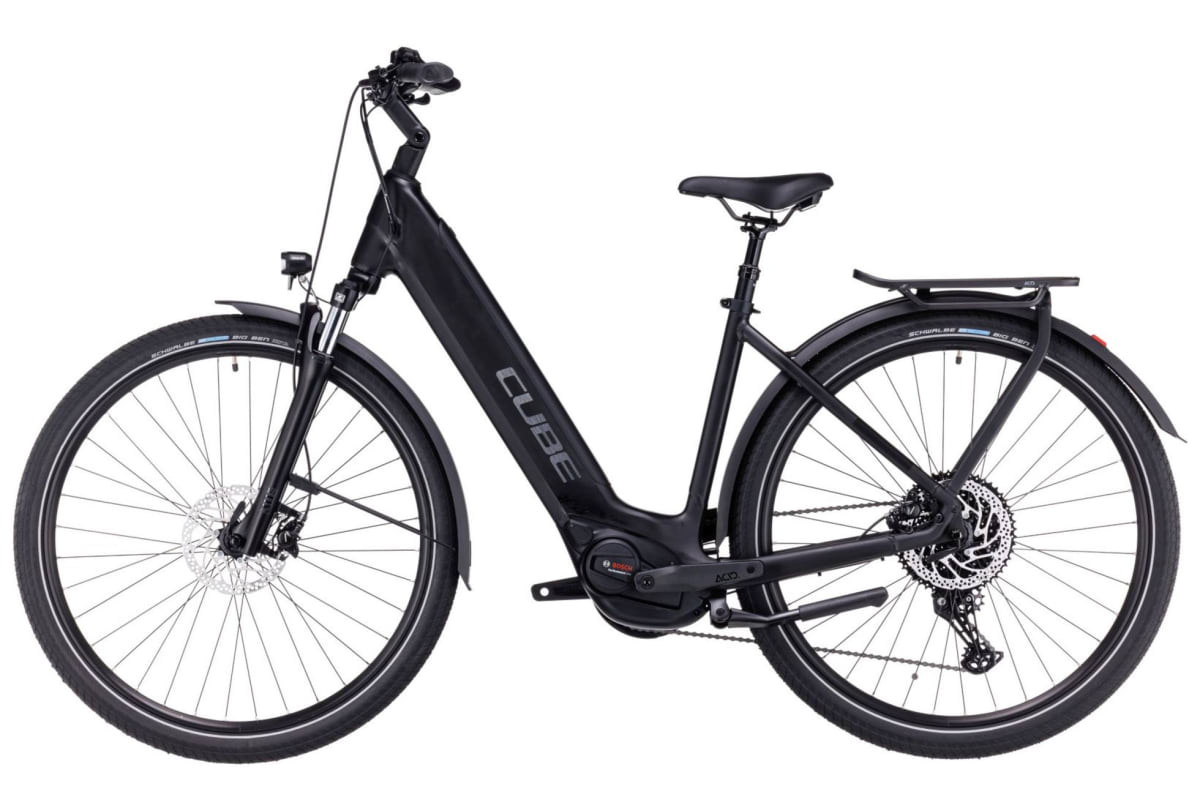 v1682388911/productvergelijker/ELFIETS/20230175A03_Cube_Touring_Hybrid_Pro_625_black%25C2%25B4n%25C2%25B4metal_Easy_Entry-3