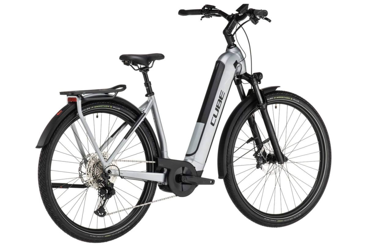 v1682424357/productvergelijker/ELFIETS/20230167A05_Cube_Kathmandu_Hybrid_SLX_750_polarsilver%25C2%25B4n%25C2%25B4black_Easy_Entry-11