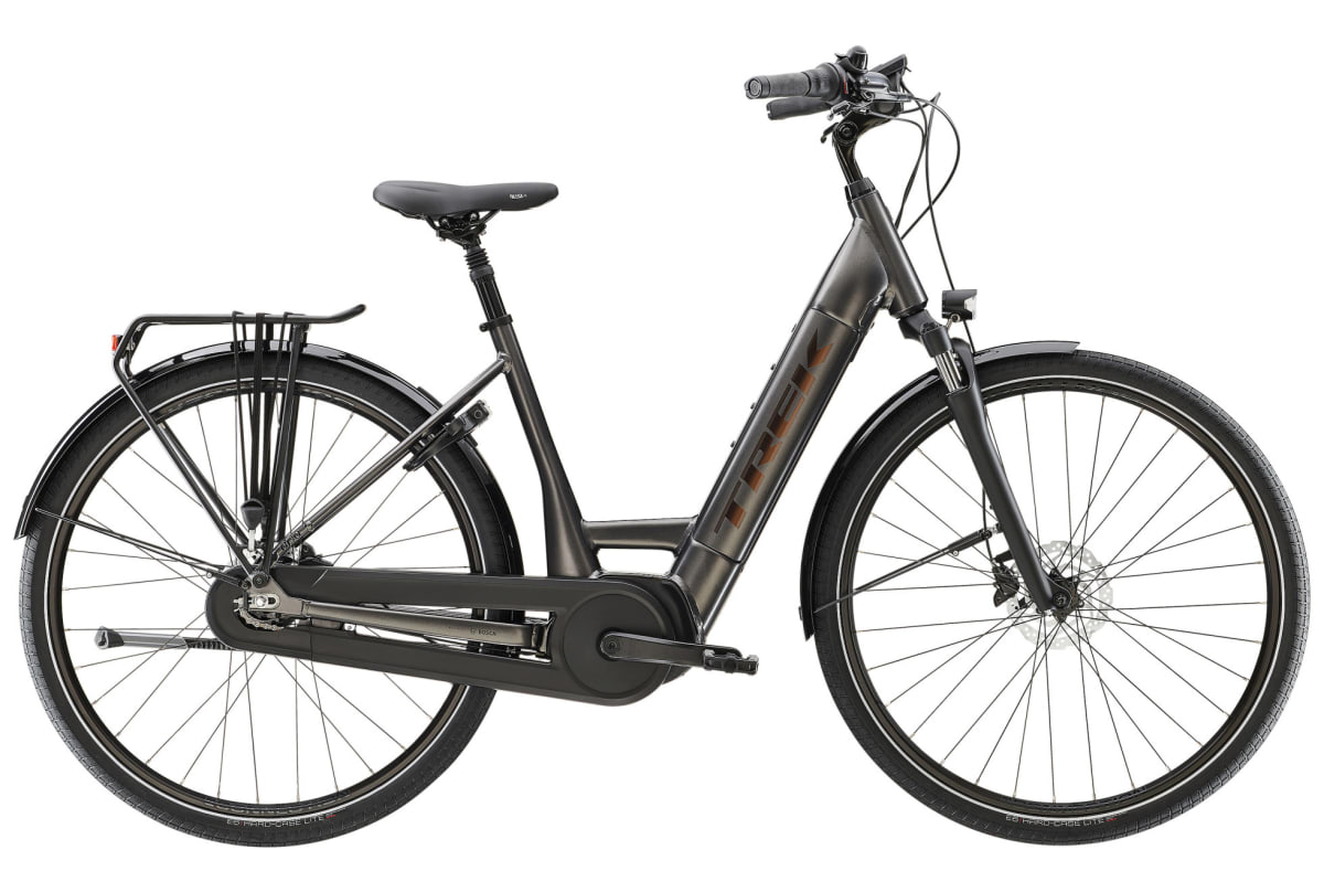 v1682782984/productvergelijker/ELFIETS/20230297A00_Trek_District%252B_3_Lowstep_500Wh-0