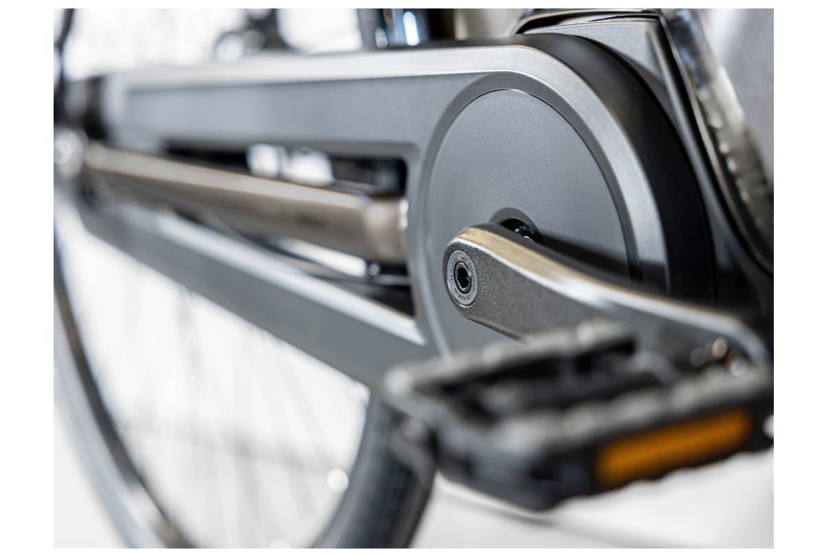 v1682783003/productvergelijker/ELFIETS/20230296B06_Trek_District%252B_3_400Wh-6