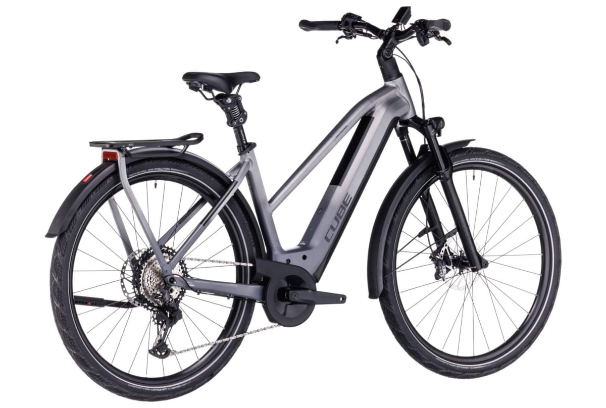 v1682933125/productvergelijker/ELFIETS/20230166B05_Cube_Kathmandu_Hybrid_SLT_750_prizmsilver%25C2%25B4n%25C2%25B4grey_Trapeze-11
