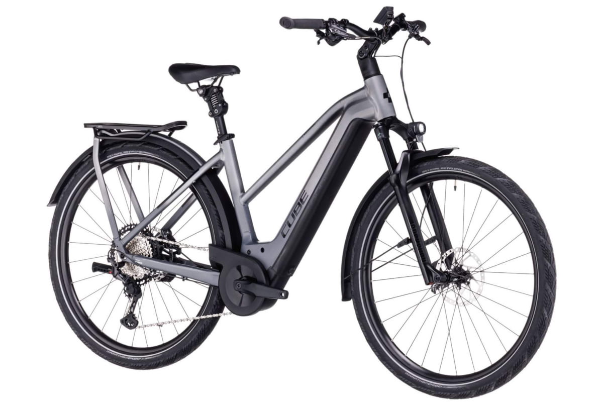 v1682933149/productvergelijker/ELFIETS/20230166B01_Cube_Kathmandu_Hybrid_SLT_750_prizmsilver%25C2%25B4n%25C2%25B4grey_Trapeze-3
