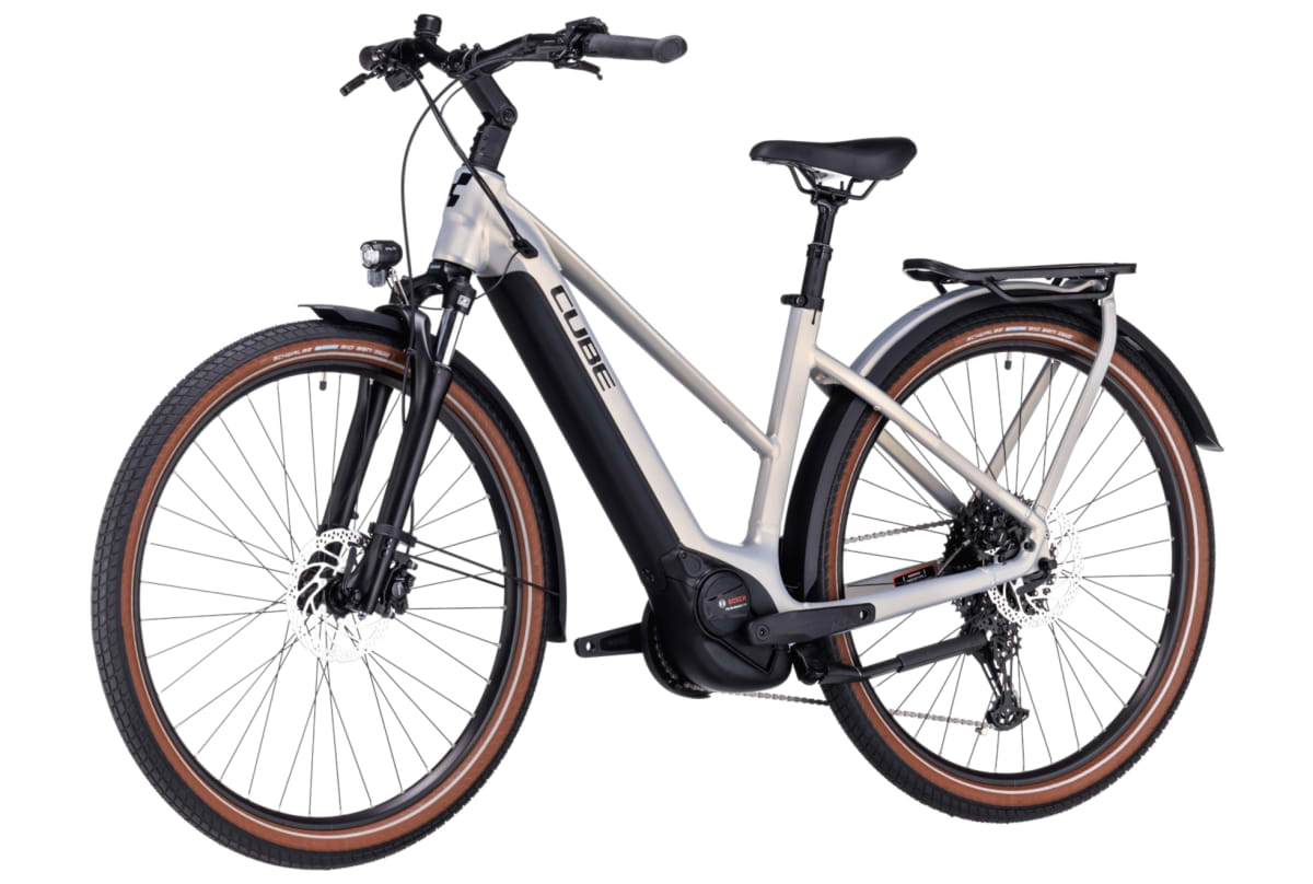 v1682933581/productvergelijker/ELFIETS/20230175B02_Cube_Touring_Hybrid_Pro_625_pearlysilver%25C2%25B4n%25C2%25B4black_Trapeze-5