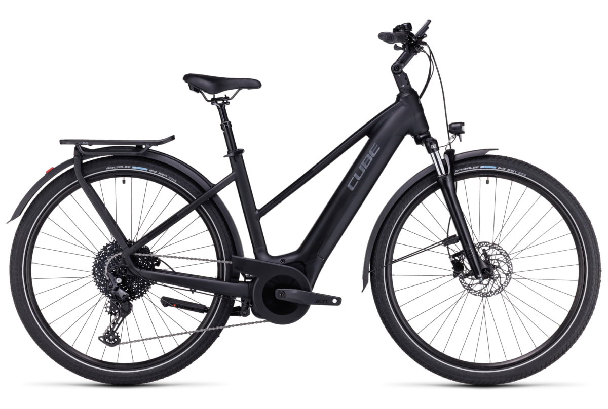 v1682933598/productvergelijker/ELFIETS/20230175B00_Cube_Touring_Hybrid_Pro_625_black%25C2%25B4n%25C2%25B4metal_Trapeze-0