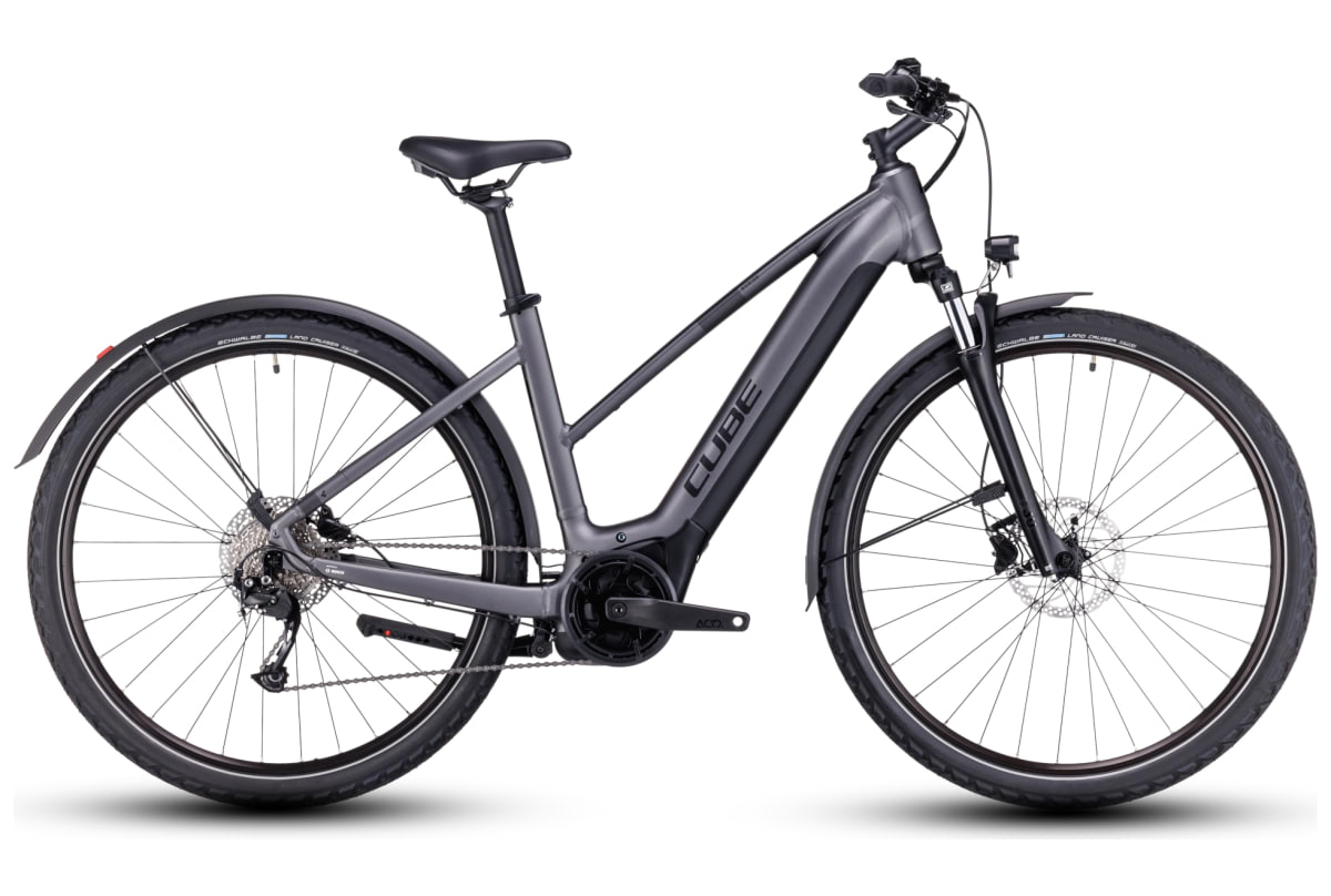 v1683646012/productvergelijker/ELFIETS/20230181B00_Cube_Nuride_Hybrid_Performance_625_Allroad_graphite%25C2%25B4n%25C2%25B4black_Trapeze-0