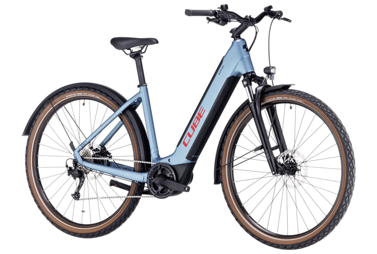 v1683646041/productvergelijker/ELFIETS/20230181A01_Cube_Nuride_Hybrid_Performance_625_Allroad_metalblue%25C2%25B4n%25C2%25B4red_Easy_Entry-3