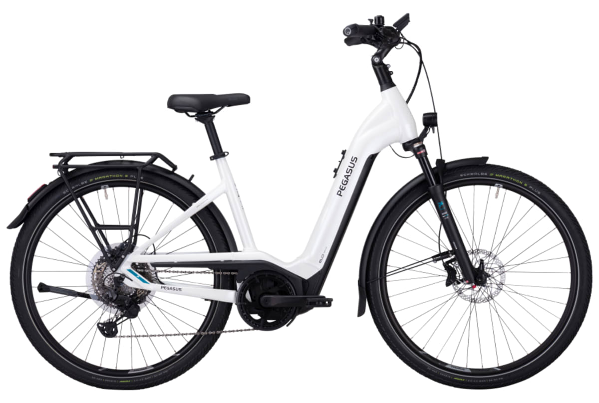 v1683647682/productvergelijker/ELFIETS/960xauto_pegasus-premio-evo-11-40-years-metallic-off-white-black-matt-dames-lage-instap-elektrische-fietse-1