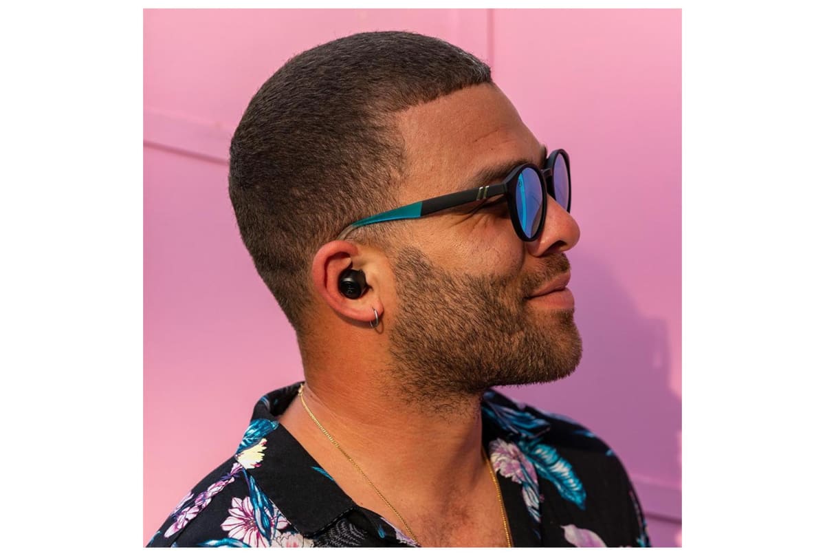 v1688390082/productvergelijker/HOOFDTELEFOONS/18052081_kk_6-6