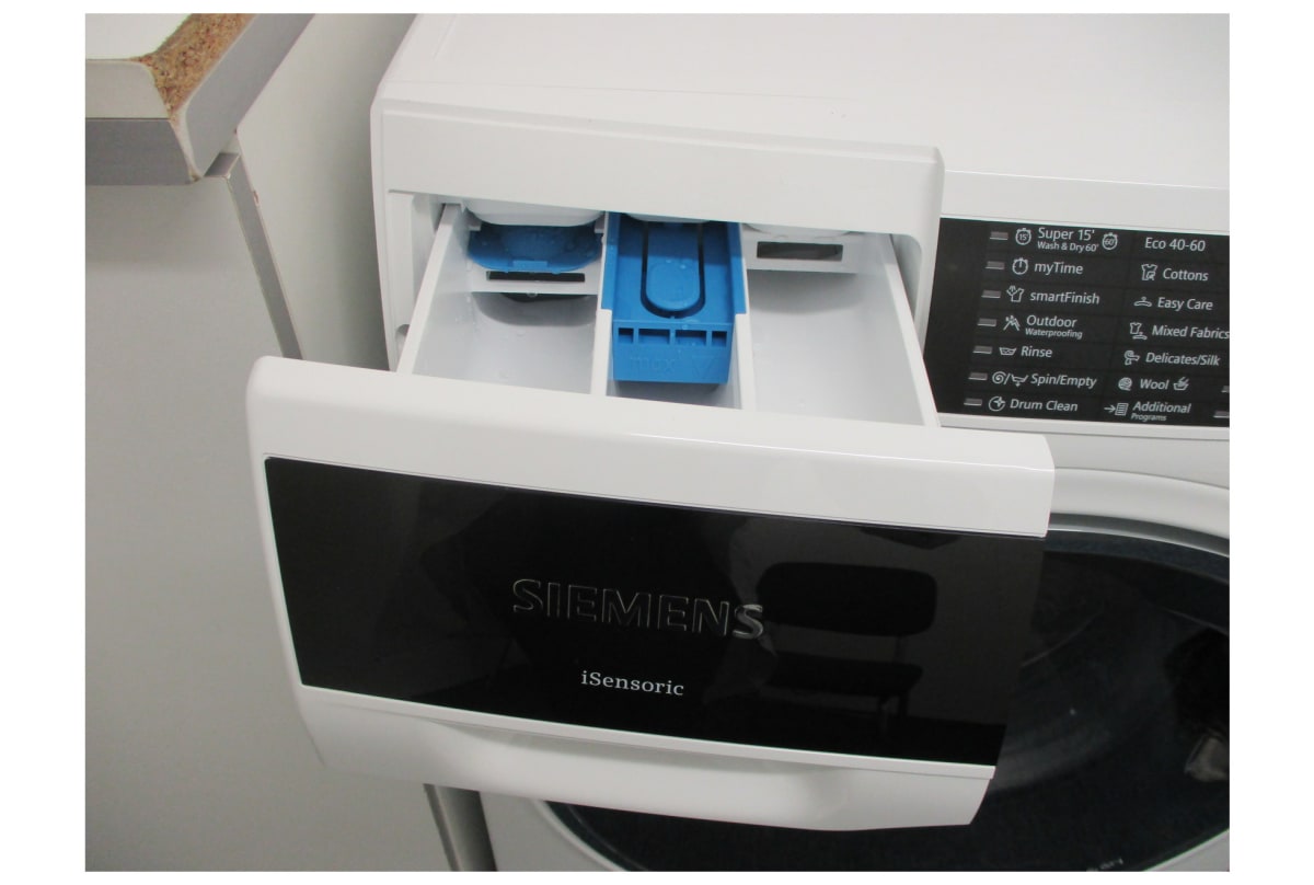 v1689080184/productvergelijker/WASDROOGCOMBINA/ic23658-0031-00-2304-CB-01_7-5