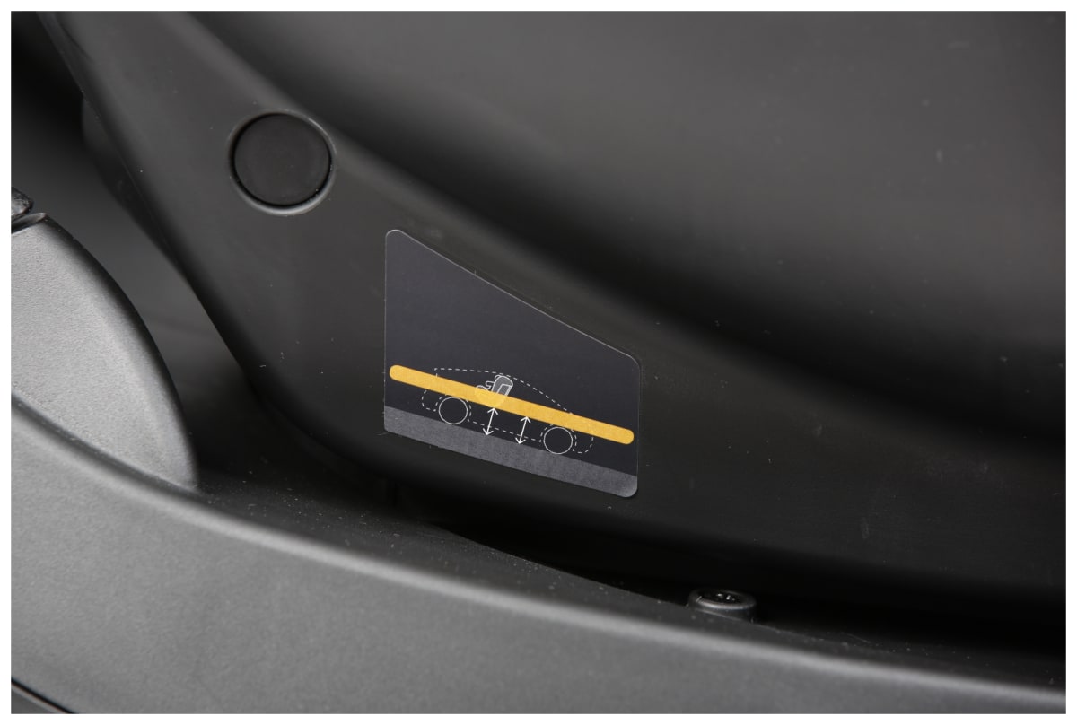 v1695023977/productvergelijker/AUTKNDZT/IC20034-0100-00_37-4