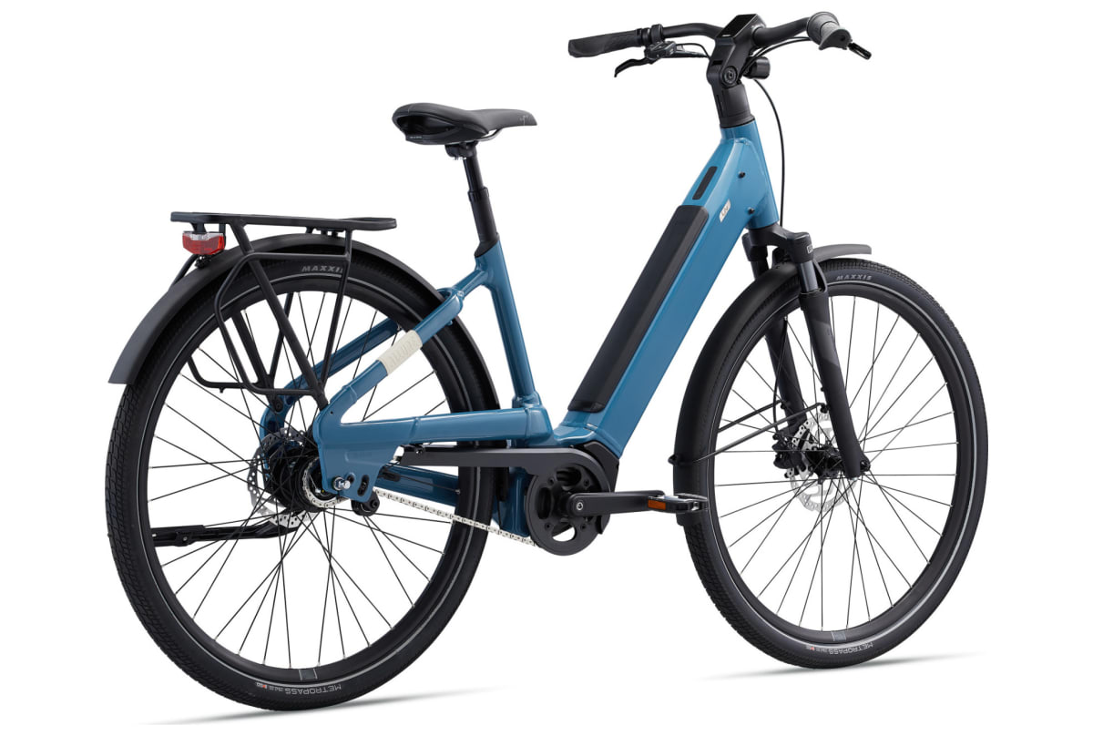 v1698151094/productvergelijker/ELFIETS/MY22AllureEplus2_ColorAGrayishBlue_Rear-4