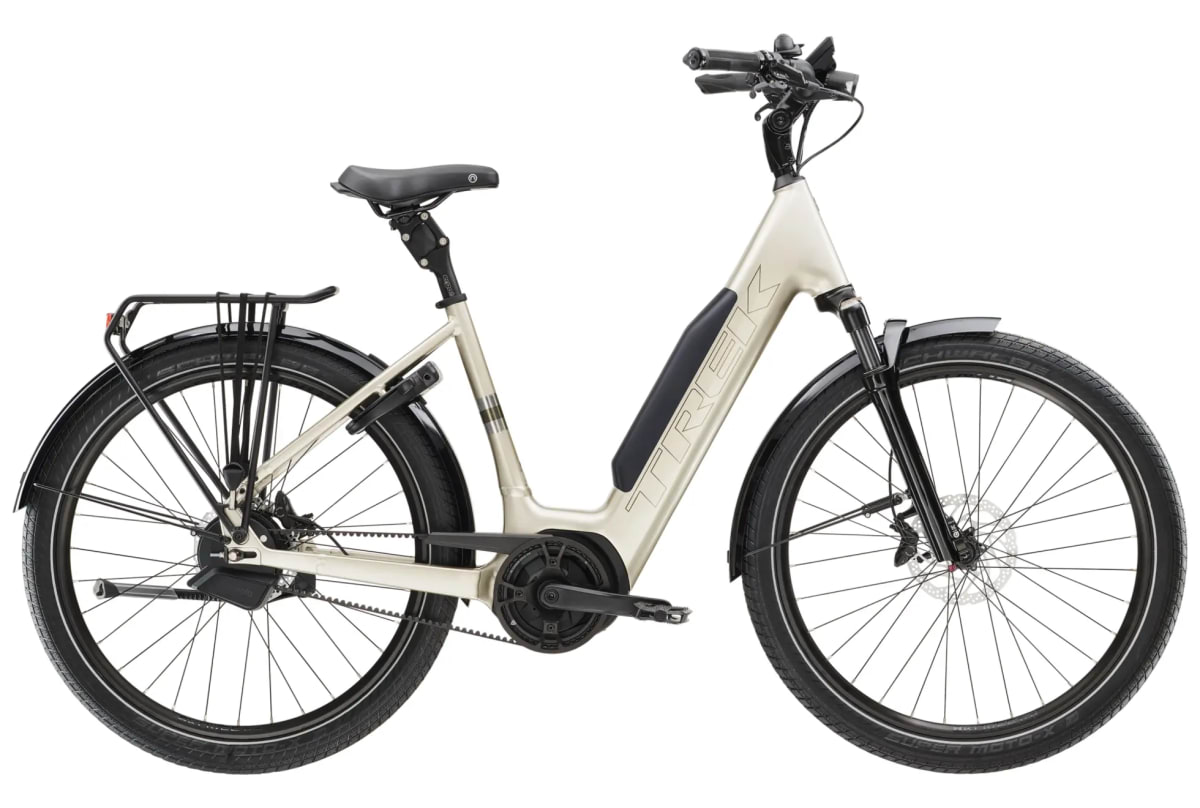 v1698158877/productvergelijker/ELFIETS/District_Plus_5_Low725wh_23_41755_B_Primary-0