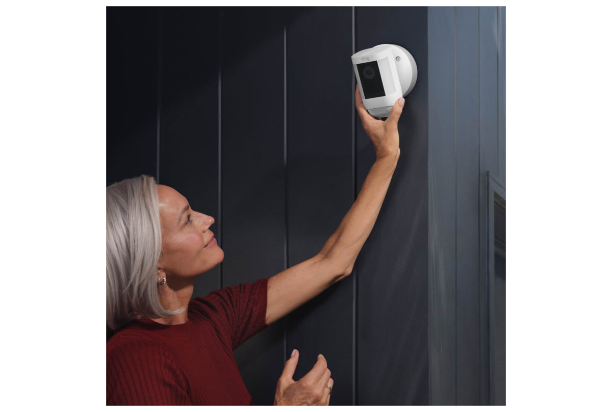 v1703750131/productvergelijker/IPCAMERA/40617357_kk_5-7