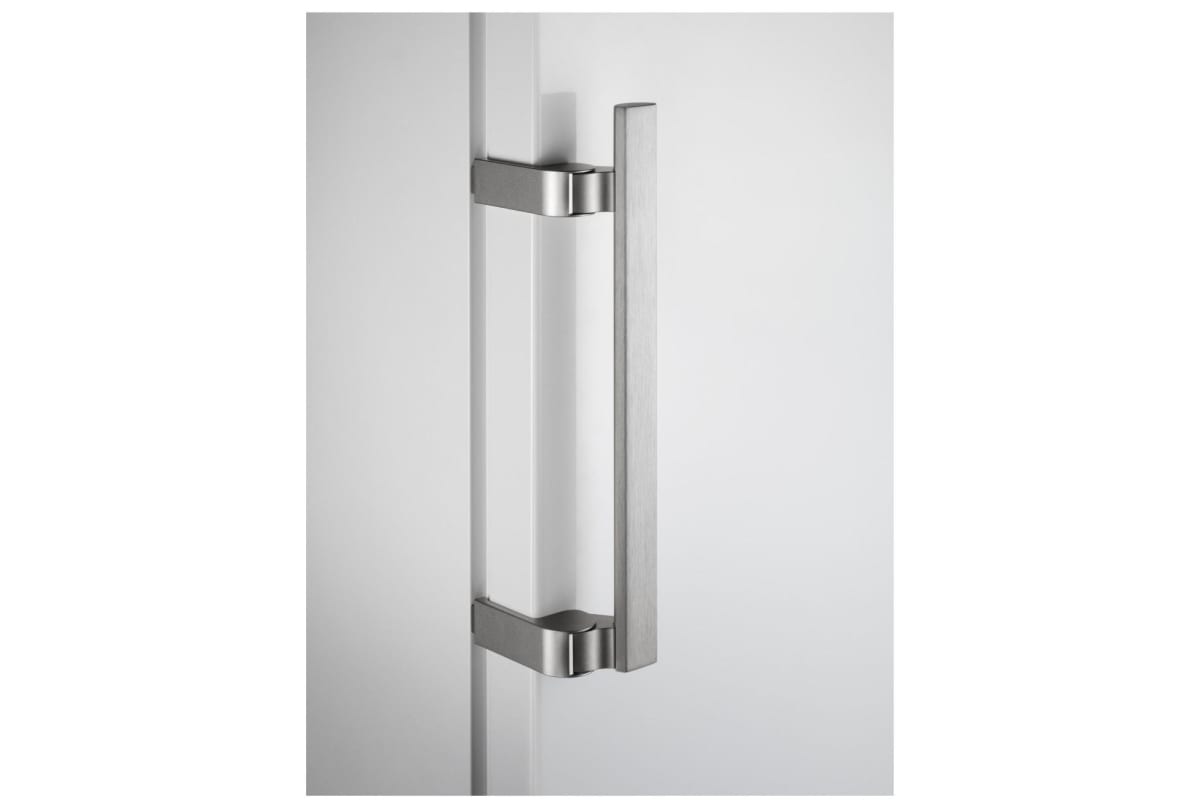 v1706891727/productvergelijker/VRIEZERS/25179439_kk_4-3