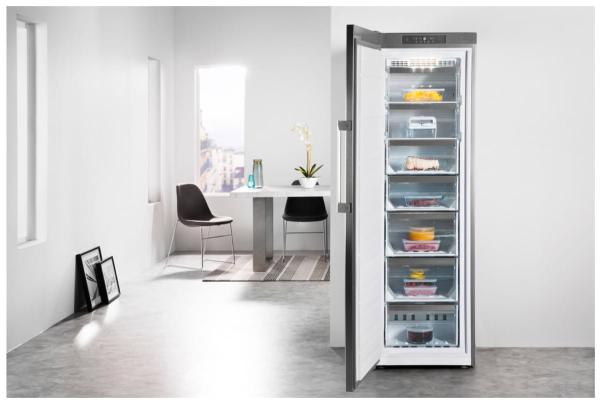 v1711039079/productvergelijker/VRIEZERS/18901634_kk_3-2