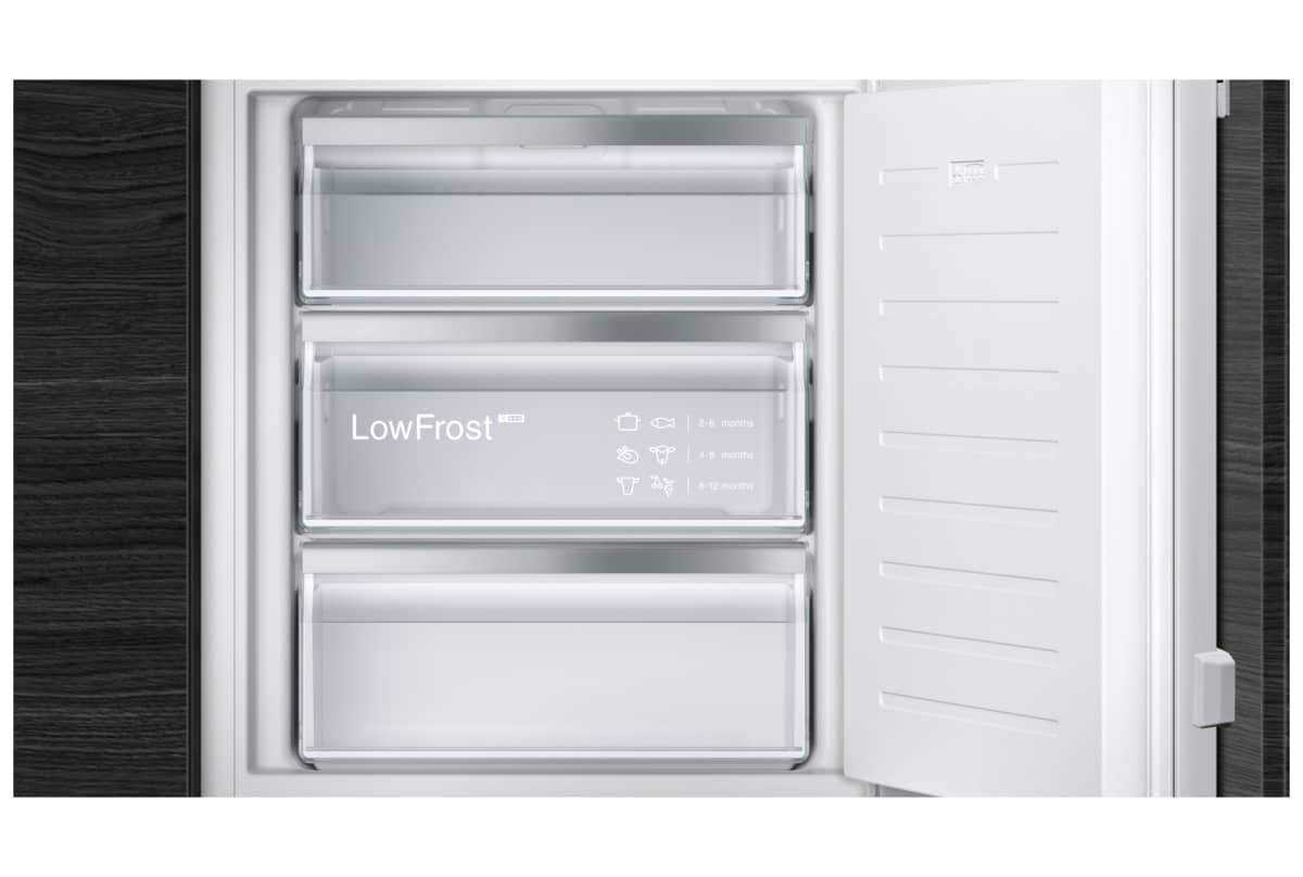 v1711120874/productvergelijker/VRIEZERS/12648208_kk_16-1