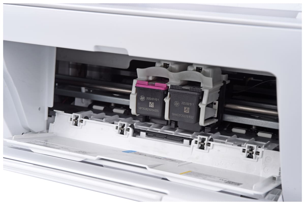 v1715615230/productvergelijker/AIO/IC24010-0001-00_15-3