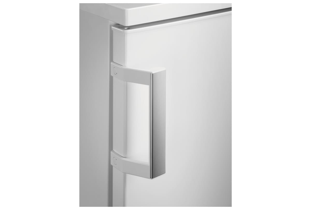 v1727179847/productvergelijker/VRIEZERS/50674262_kk_17-3