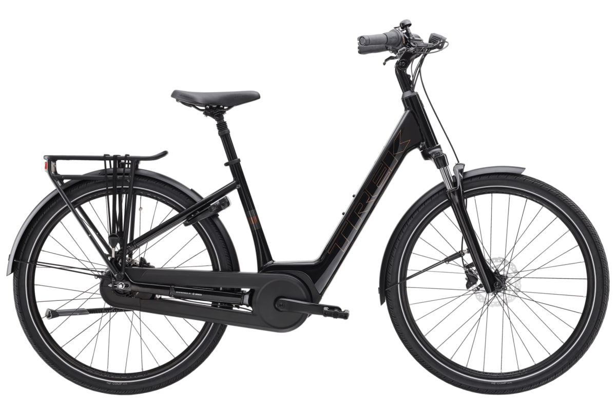 v1728830306/productvergelijker/ELFIETS/20236118A_00_Trek%2BDistrict%252B%2B2%2BLowstep%2B400Wh%2Bblack-0