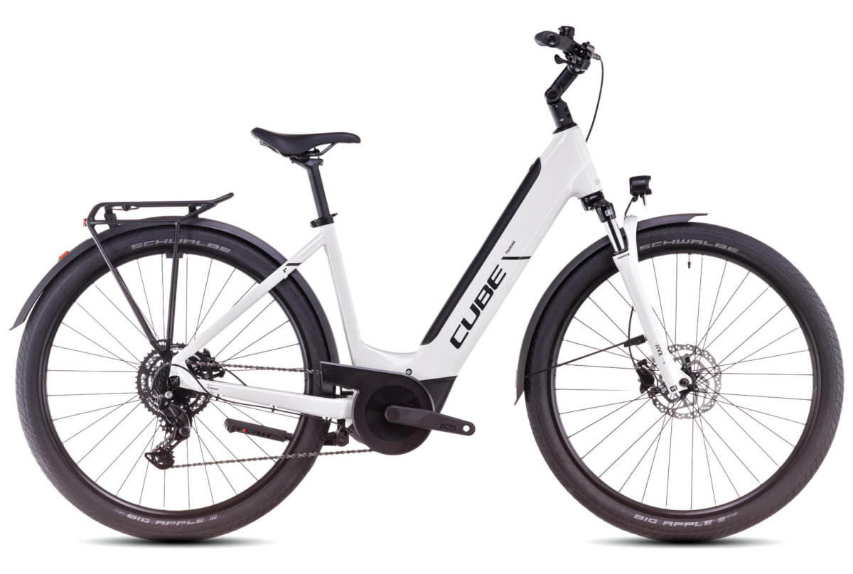 v1728832827/productvergelijker/ELFIETS/20236103A_00_Cube%2BTouring%2BHybrid%2BOne%2B500%2Beasy-entry%2Bcotton%25C2%25B4n%25C2%25B4black-0