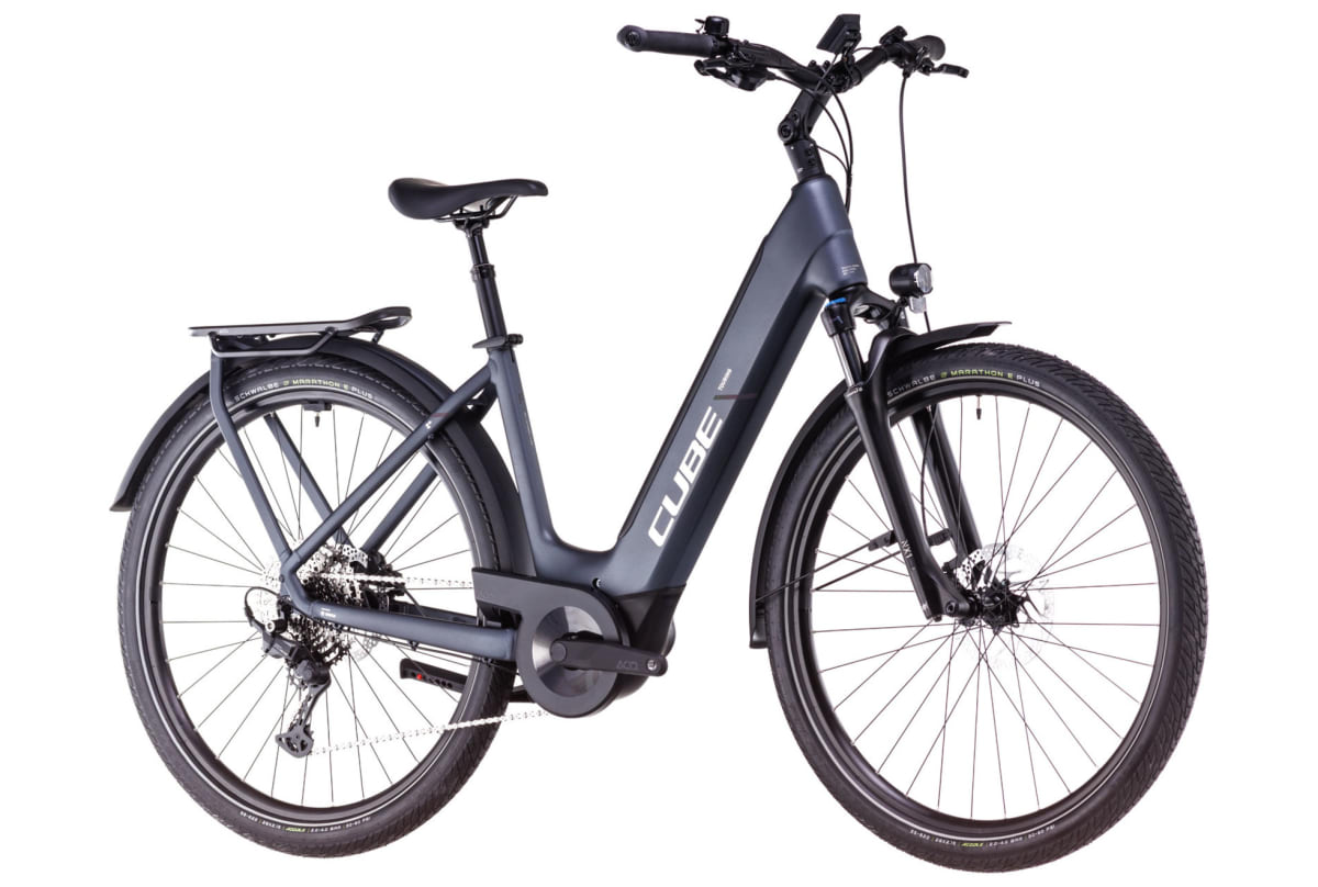 v1728833210/productvergelijker/ELFIETS/20236105A_01_Cube%2BTouring%2BHybrid%2BPro%2B625%2Beasy-entry%2Bmetallicgrey%25C2%25B4n%25C2%25B4chrome-3