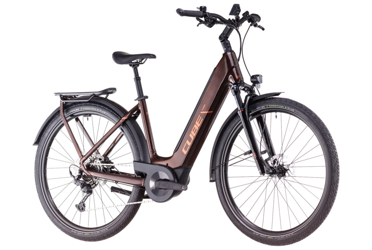v1728833212/productvergelijker/ELFIETS/20236105A_01_Cube%2BTouring%2BHybrid%2BPro%2B625%2Beasy-entry%2Bcinnamon%25C2%25B4n%25C2%25B4orange-2