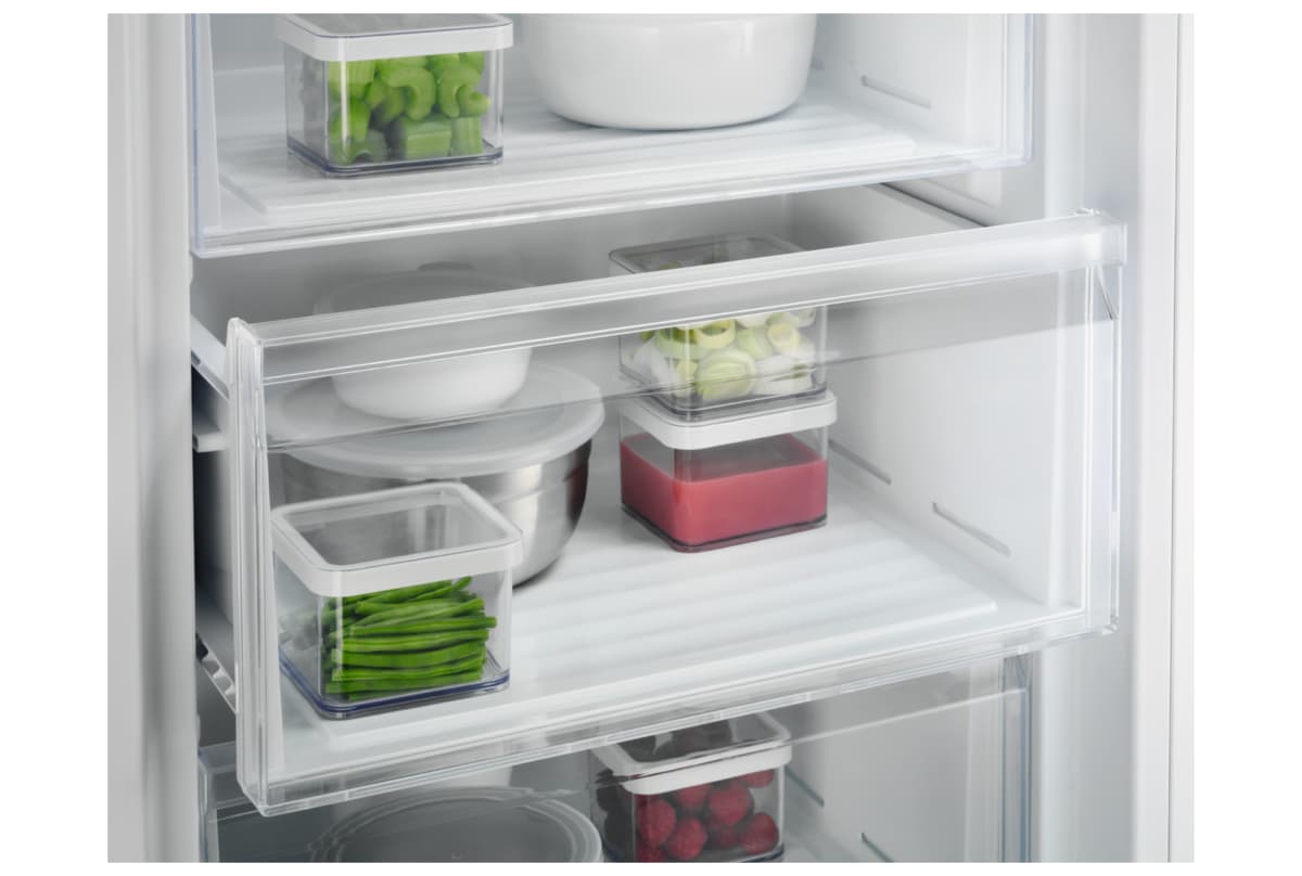 v1738152754/productvergelijker/VRIEZERS/24439381_kk_8-4