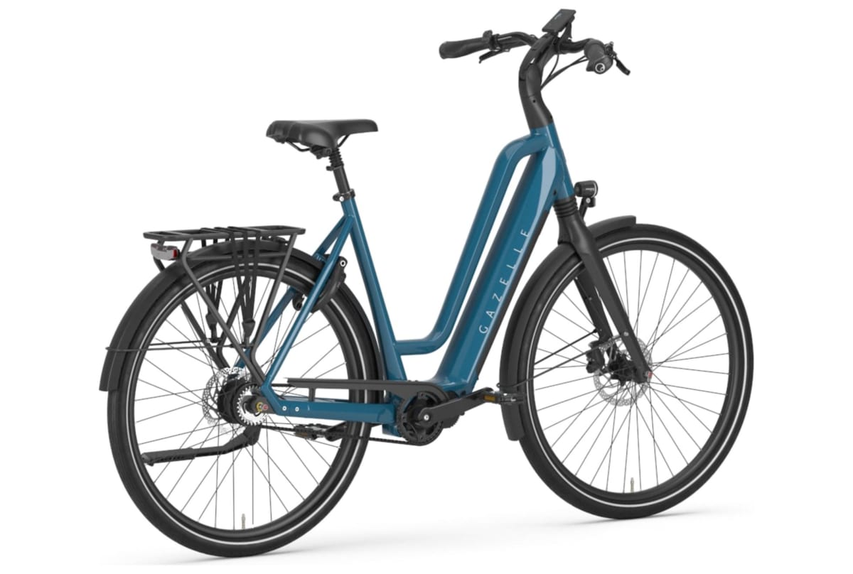 v1744746405/productvergelijker/ELFIETS/20231702A-26_Gazelle%2BChamonix%2BC5%2B630Wh%2Bink-blue_frame-low-7