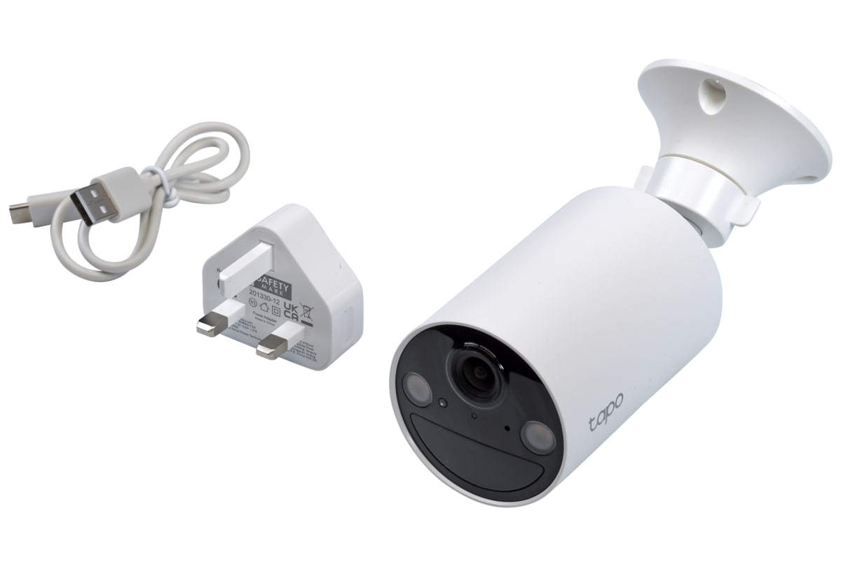 v1752704414/productvergelijker/IPCAMERA/IC20667-0237-00_34-3