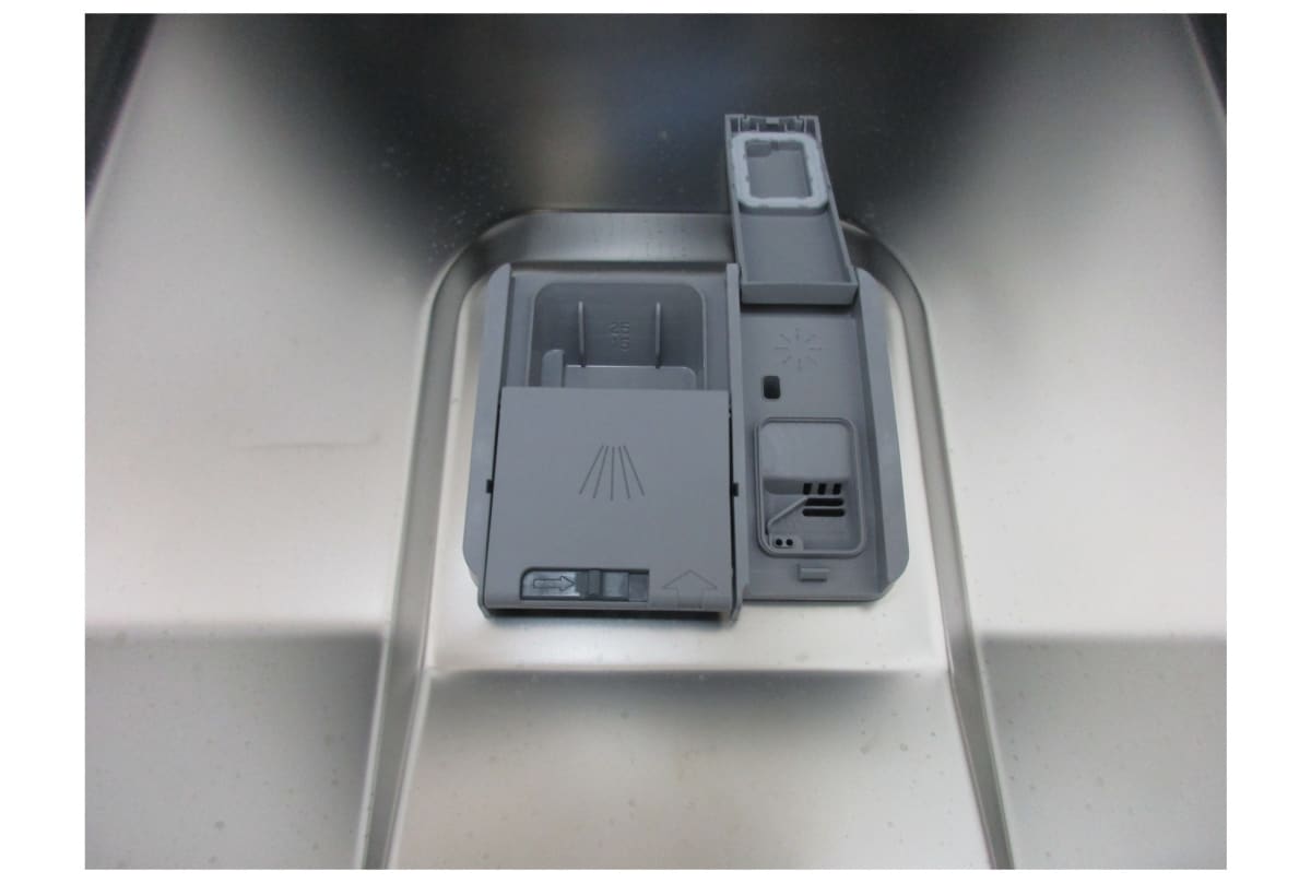 v1767956258/productvergelijker/VAATW/22011-0502-00_L08-7