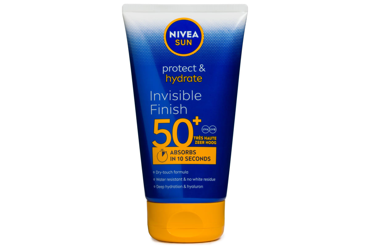 v1776348716/productvergelijker/ZONNEBRAND/niveaSun-protectHydrate-invisible-bewerkt-0