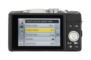 Panasonic - Lumix DMC-GF6(K) met Lumix G Vario 14-42 II - 1