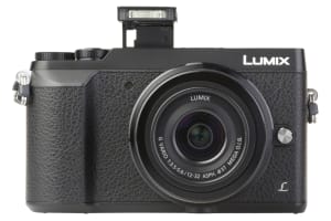 Panasonic - Lumix DMC-GX80 met Lumix G Vario 12-32mm / F3.5-5.6 Asph Mega OIS - 1