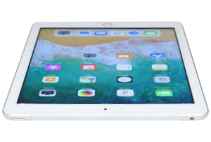 Apple - iPad (2018) 128GB - 1