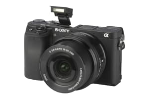 Sony Alpha 6300 met SEL-P1650