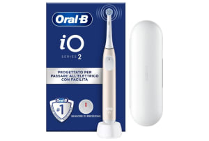 Oral-B iO 2 (roze, met reisetui, gentle care opzetborstel)